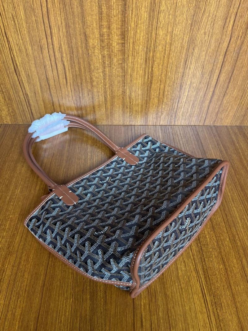 Goyard Shopping Bags